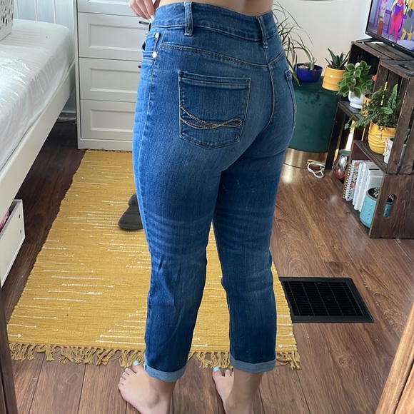 SALE! Stretchy Straight leg jean capris - Picture 2 of 3